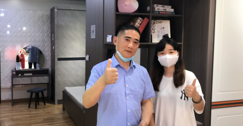 成都国际家具展第一天，霞菲尔展厅好&ldquo;热&rdquo;！